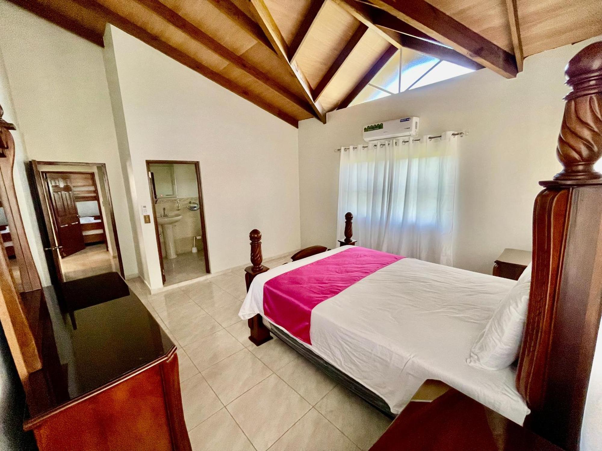 Vila Oasis Dona Elena Jarabacoa Exteriér fotografie